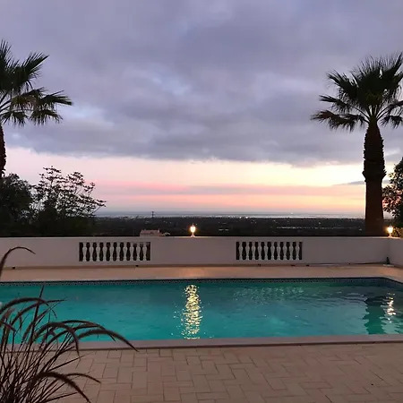 Lucie Vue Avec Piscine Privee En Algarve..