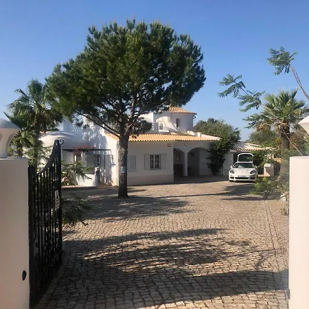 Lucie Vue Avec Piscine Privée En Algarve.. District de Faro